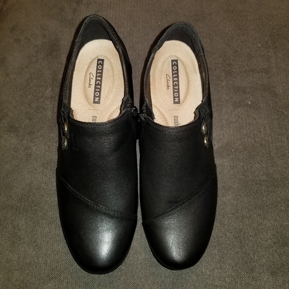 Clarks Emslie Warren Leather Bootie Sz 7.5 Wide - Picture 3 of 7